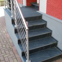 asia-black-schiefer-treppe03-200x200 Außentreppen