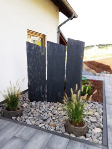 Schiefer-sichtschutzplatten-01-225x300 Schiefer-sichtschutzplatten-01